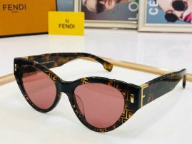 Picture of Fendi Sunglasses _SKUfw50792537fw